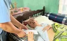 Hội Mân Côi giáo hạt Trung Nghĩa - Giáo phận Hà Tĩnh   Thực hiện việc tông đồ bác ái Tháng Năm _ Tháng Hoa dâng Mẹ