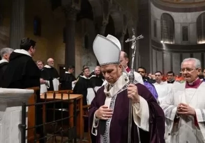 Th&aacute;nh lễ Ch&uacute;a nhật I M&ugrave;a Chay: B&iacute; t&iacute;ch Rửa tội lu&ocirc;n đưa ch&uacute;ng ta l&ecirc;n đường một lần nữa