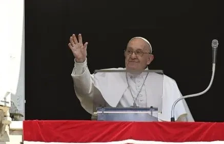 Kinh Truyền Tin (30/6): Chúa Giêsu để mình được chạm và không ngại chạm con người