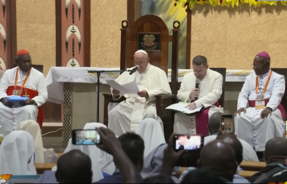 ĐTC Phanxicô gặp gỡ các giám mục, linh mục, phó tế, tu sĩ, chủng sinh và giáo lý viên ở Papua New Guinea