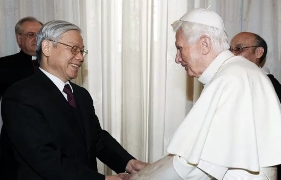 Đức Thánh Cha Phanxicô gởi điện thư chia buồn về sự qua đời của ông Nguyễn Phú Trọng