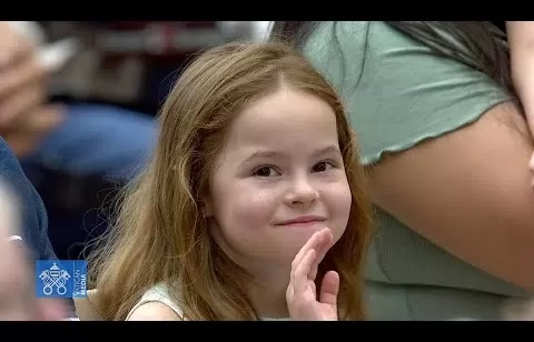 Tiếp kiến chung 21/8/2024 - ĐTC Phanxicô: Sống nhân hậu và hiền hòa, Kitô hữu có thể lan tỏa hương thơm của Chúa Kitô