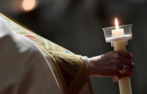 Đức Thánh Cha nhắc các vị phụ trách phụng vụ tránh sự phô trương hoặc nổi bật không cần thiết