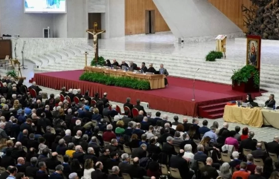 Đức Thánh Cha: Giáo hội cần được Chúa Thánh Thần hướng dẫn trong sự hòa hợp sáng tạo