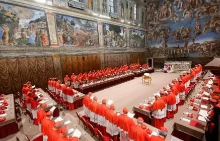 Thánh Lễ của Đức Tân Giáo Hoàng Lêô XIV với các Hồng Y (9/5)